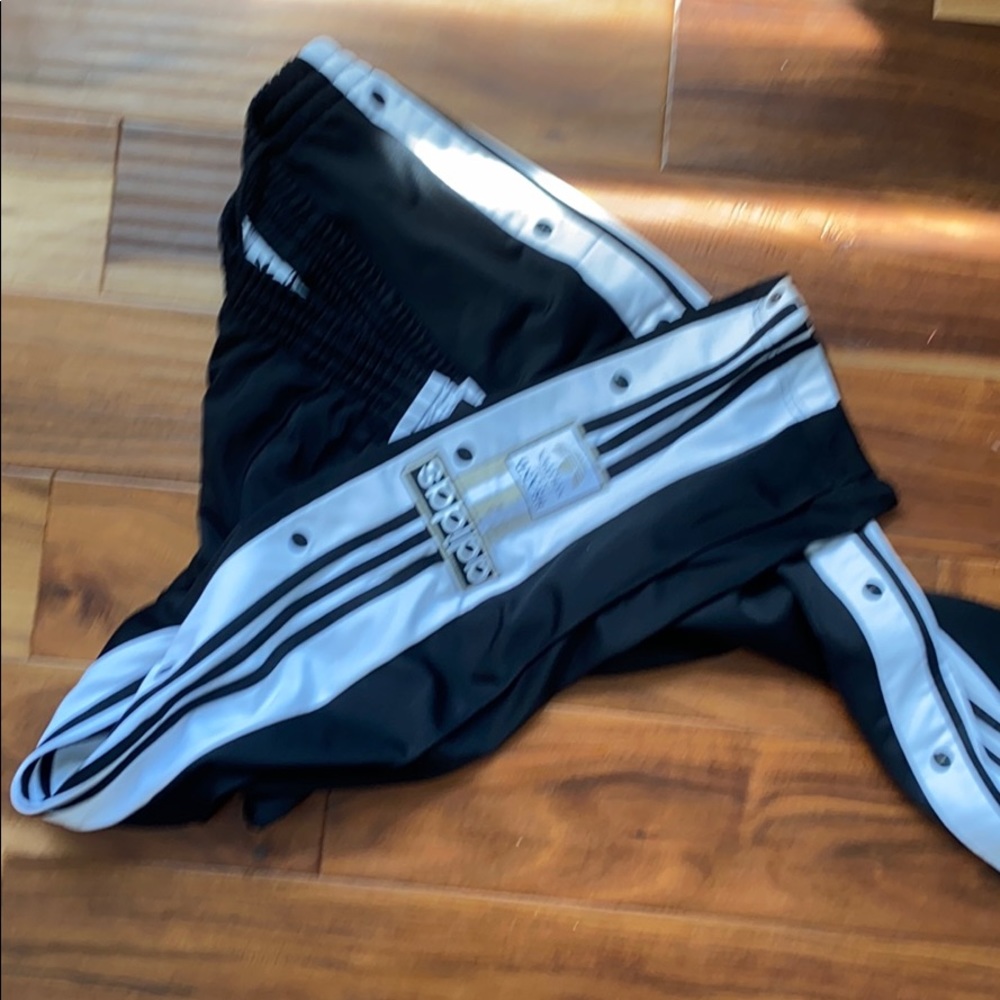 Button down adidas